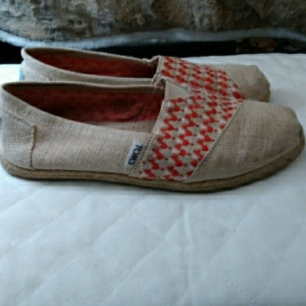 Tom's Slip on's, flats and Wedges